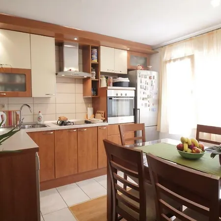 Ivana Apartament *